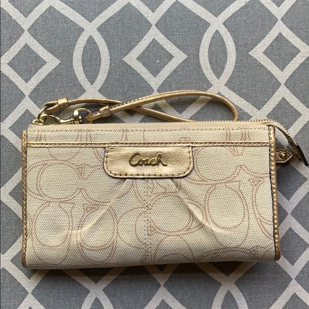Coach wallet/wristlet
